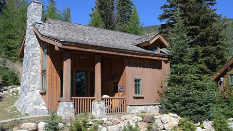 The Cabins at Schweitzer