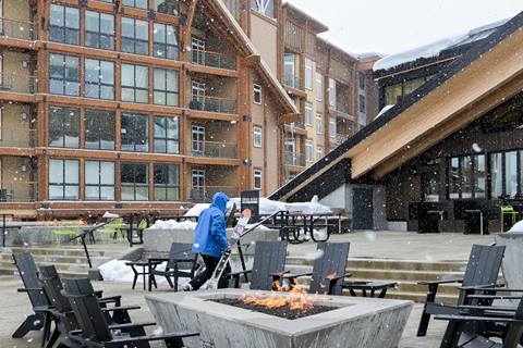 Fireplace Whitepine Lodge at Schweitzer